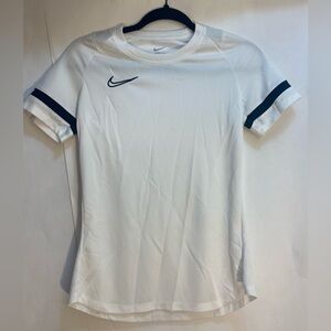 Women’s Nike Dri-Fit Short Sleeve Shirt Size XS